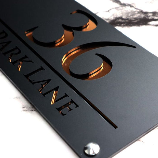 Dark Slate Gray Targa nera con numeri civici F5 targa da parete elegante oro , tagliata al laser | 280mm x 140mm 20230913110340_img_1593.jpg