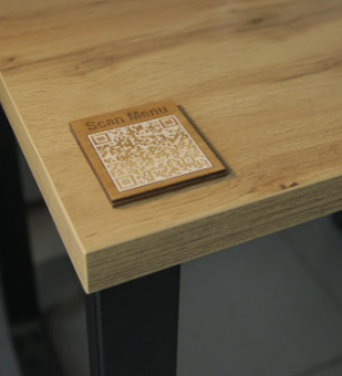 Sienna Menu codice QR legno, cartello menu codice QR, cartello QR code in legno Schermata2025-03-22alle14.51.11.png