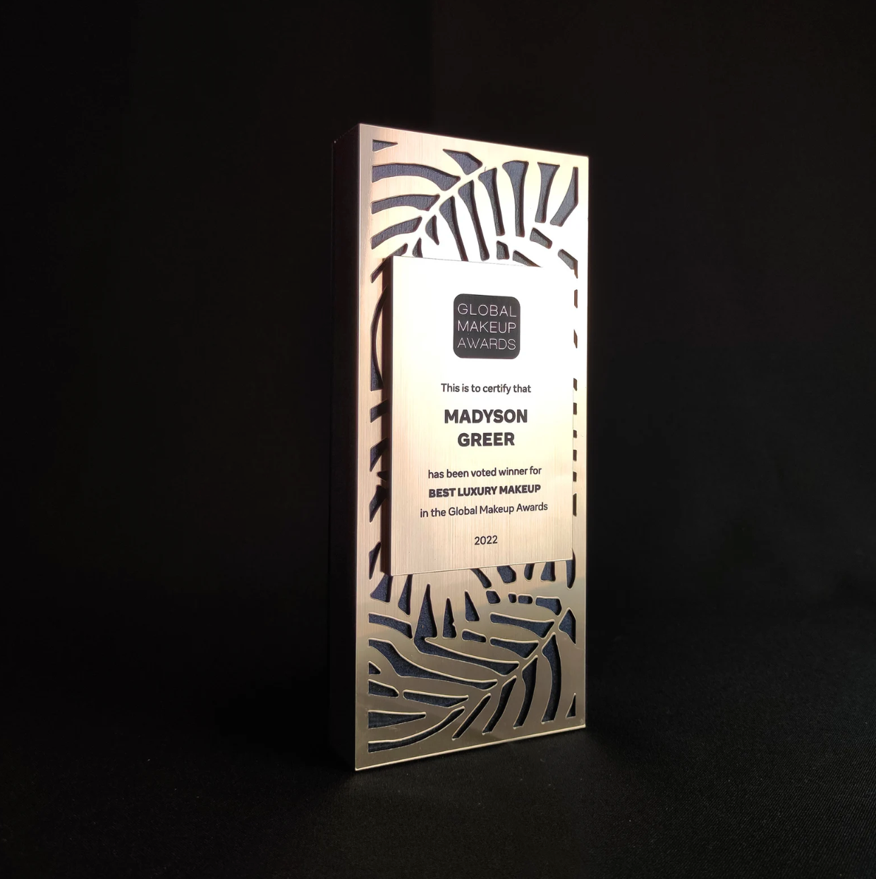 Black Targa incisa in legno, premio di riconoscimento personalizzato dorato, premio personalizzabile, trofeo in legno personalizzato Screenshot2025-03-18alle19.49.45.png