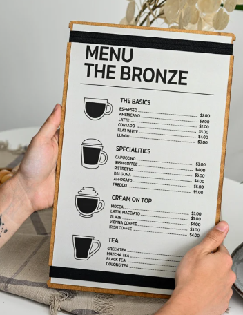 Gray portamenu con elastico A4 in legno scuro per fogli, supporto menu inciso, cartella menu ristorante, pannello menu, libro menu, copertina menu personalizzata, copertina menu bevande Screenshot2025-03-27185020.png