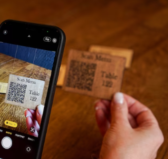 Saddle Brown cartello Qr code da tavolo in legno Menu codice QR, cartello menu codice QR, cartello QR code in legno per ristoranti,hotel e cocktail bar Screenshot2025-03-28193042.png