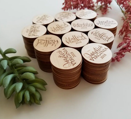 Gray Etichetta in legno a forma di cerchio, Etichette in legno personalizzate personalizzate, Nome personalizzato - Etichette in legno con logo, Etichetta incisa personalizzata artigianale in legno, Screenshot2025-03-29alle10.29.03.png