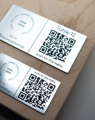 Slate Gray adesivi acciaio abs spazzolato codice QR inciso personalizzato - Menu senza contatto per ristorante, hotel, bar - Instagram, Facebook, Google Recensioni QR Screenshot_2025-03-28_190154.png