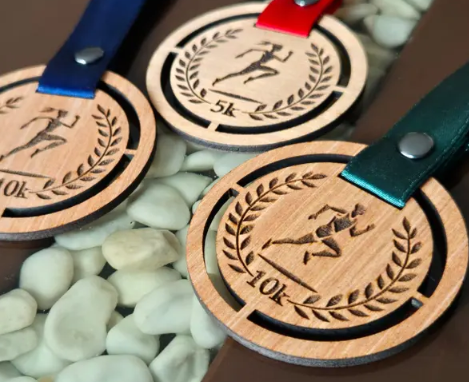 Tan Medaglia legno di pioppo sport Medaglie personalizzate Premio gara sportiva personalizzata Corsa Ciclo virtuale Calcio Danza Nuoto Sport di finitura Screenshot_2025-04-14_220433.png