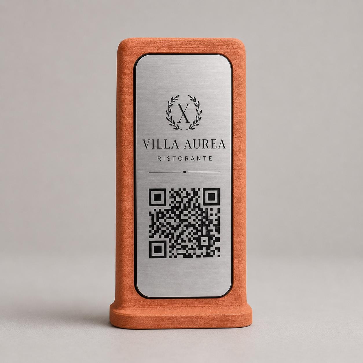 Supporto QR Code Menu Ristorante in PLA Terracotta | Totem da Tavolo Personalizzato con Logo e Targhetta Incisa Laser | WiFi, Menu, Review