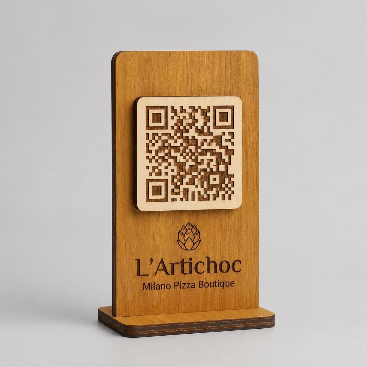 QR Code in legno mogano personalizzato, segnatavolo inciso laser per menu digitale ristorante bar hotel