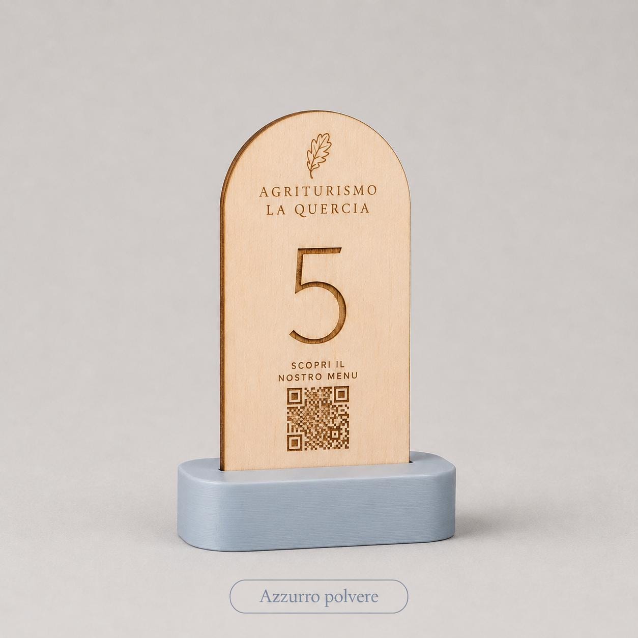 Portanumero Tavolo Azzurro con QR Code Personalizzato | Stand in Legno di Pioppo e Base 3D | Segnatavolo per Agriturismo, Ristorante, Bar
