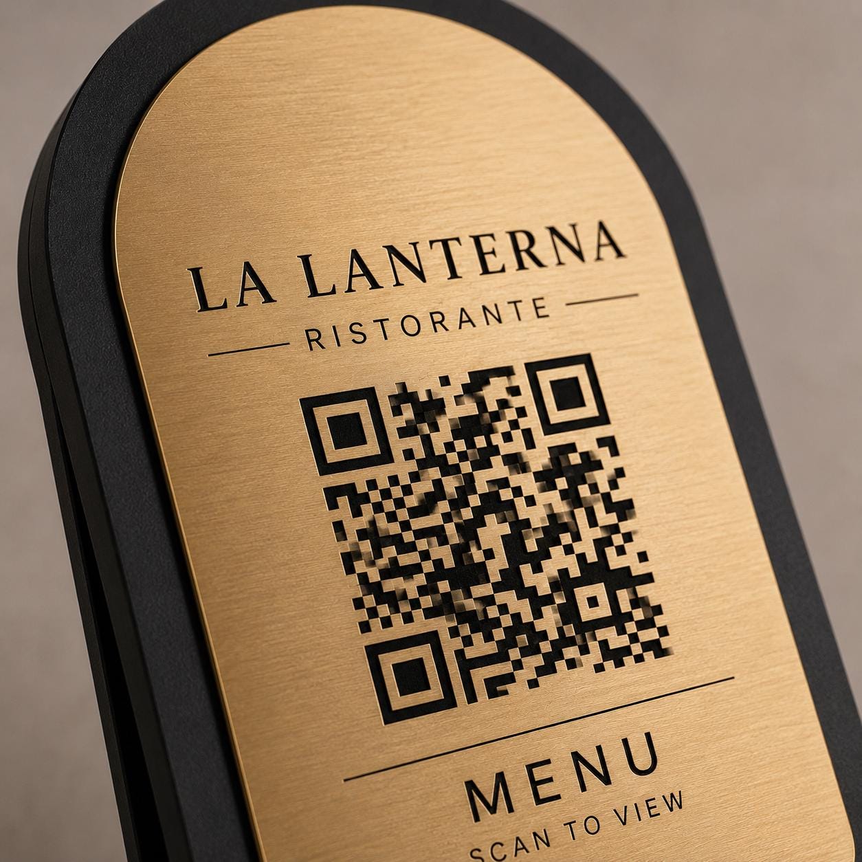 Supporto QR Code ad arco personalizzato per ristoranti – dettaglio 6