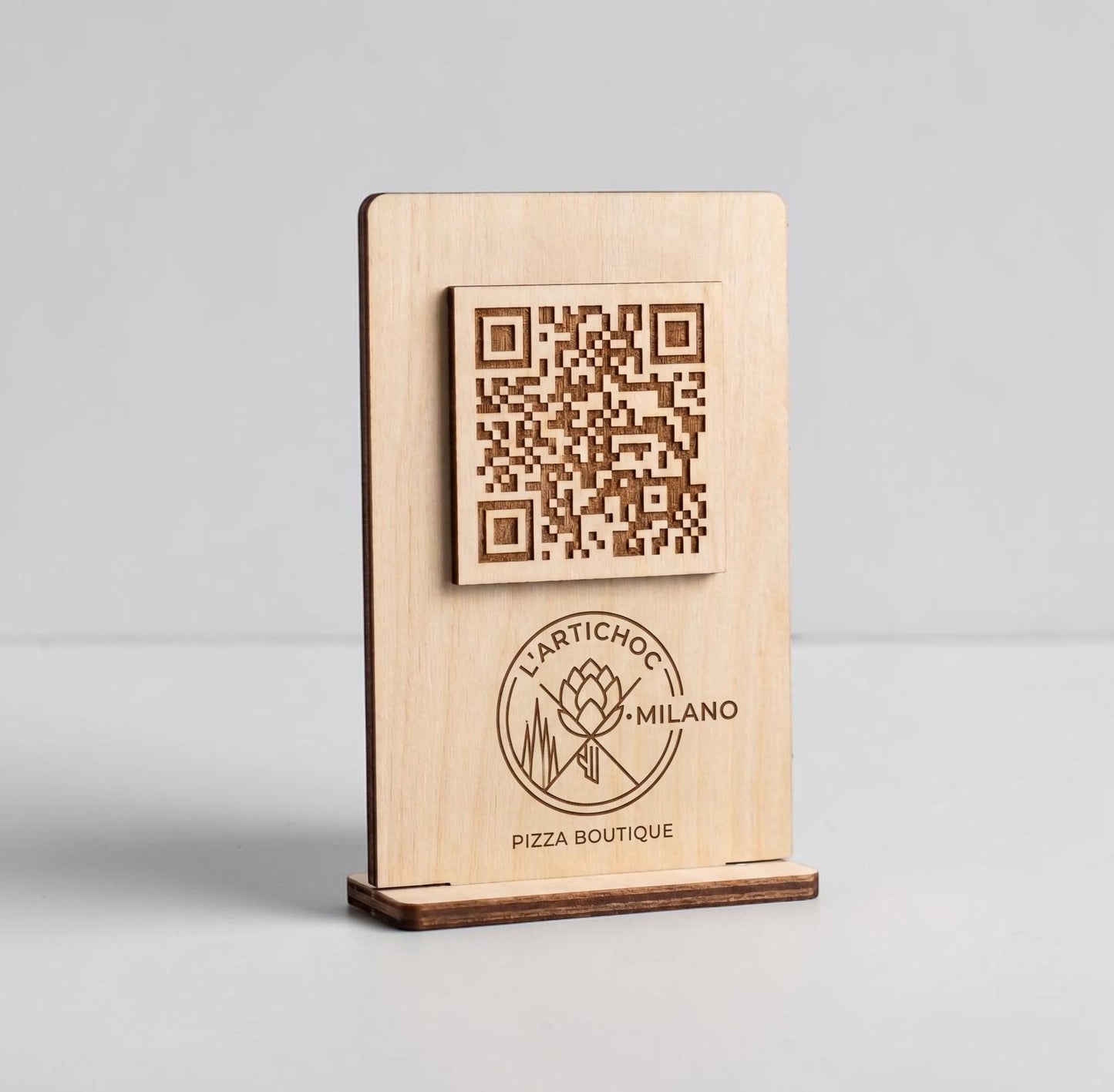 QR Code in legno mogano personalizzato, segnatavolo inciso laser per menu digitale ristorante bar hotel