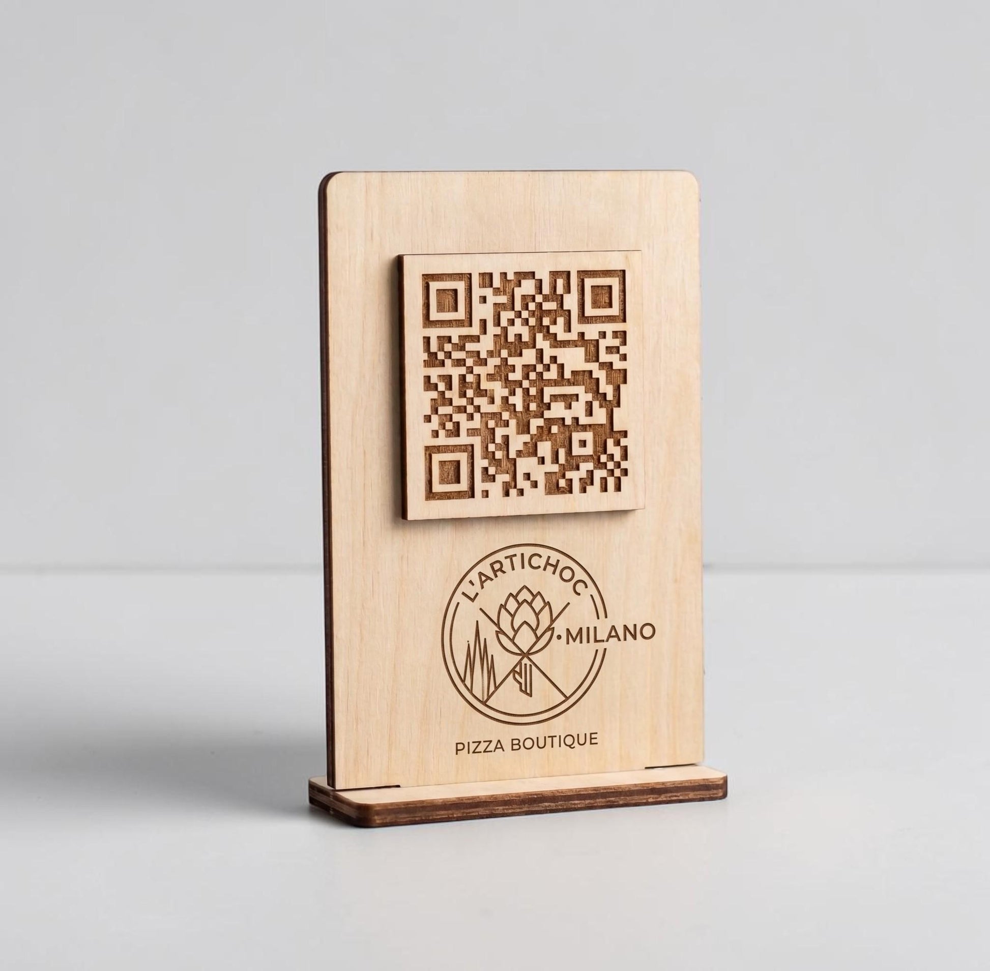 QR Code in legno mogano personalizzato, segnatavolo inciso laser per menu digitale ristorante bar hotel