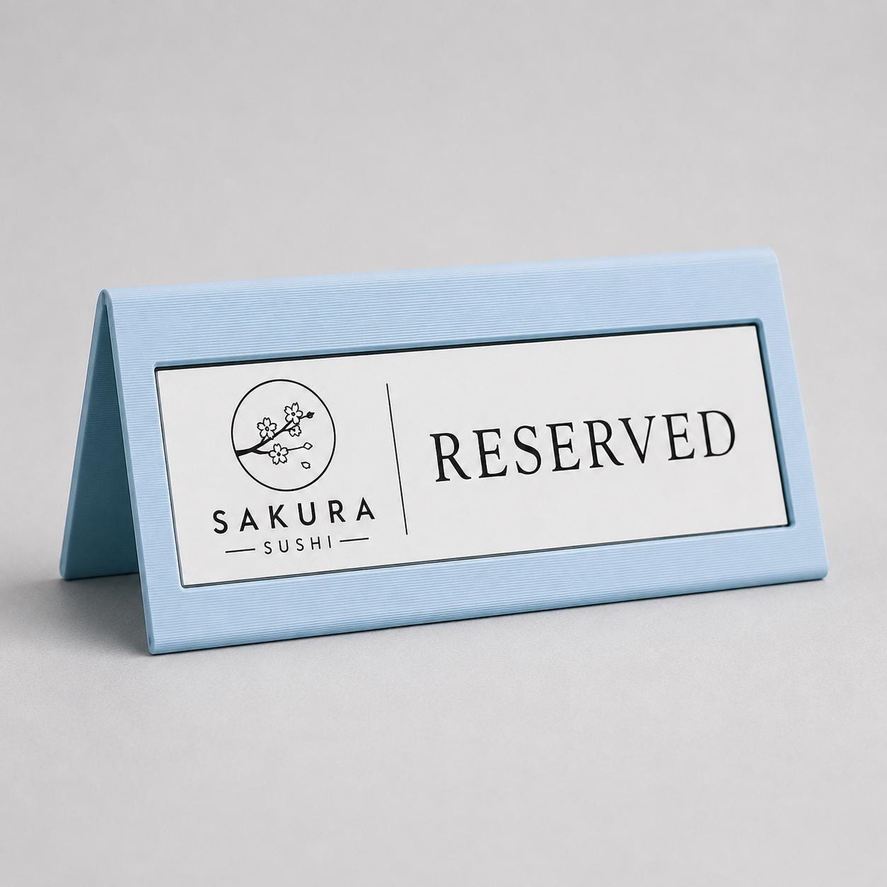 Cartello Reserved finito con logo inciso