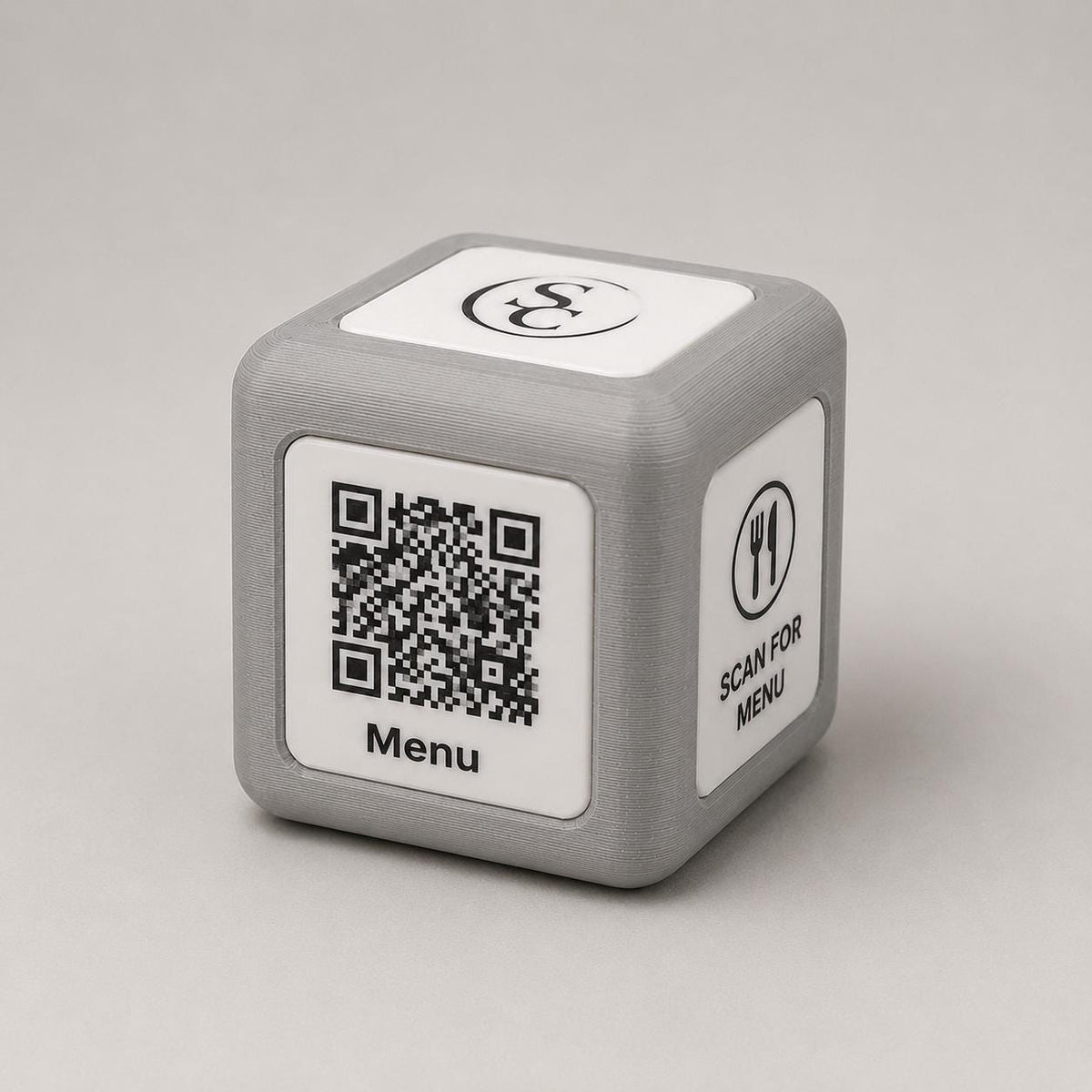 Cubo Espositore QR Code Personalizzato | Menu Digitale, Social Media, Wi-Fi | Stampa 3D e Incisione Laser | Per Ristoranti, Bar ed Eventi