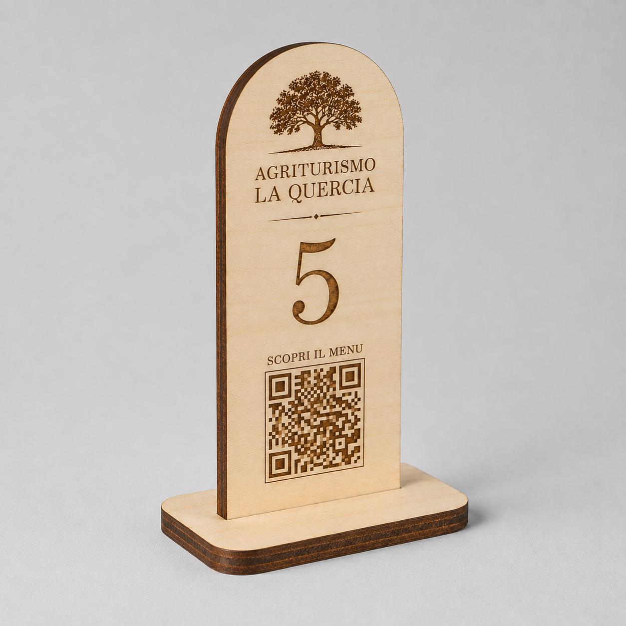 Portamenu QR Code in Legno, Segnaposto Matrimonio Country Chic, Numeri Tavolo Personalizzati con Logo, Accessori Trattoria e Cantina