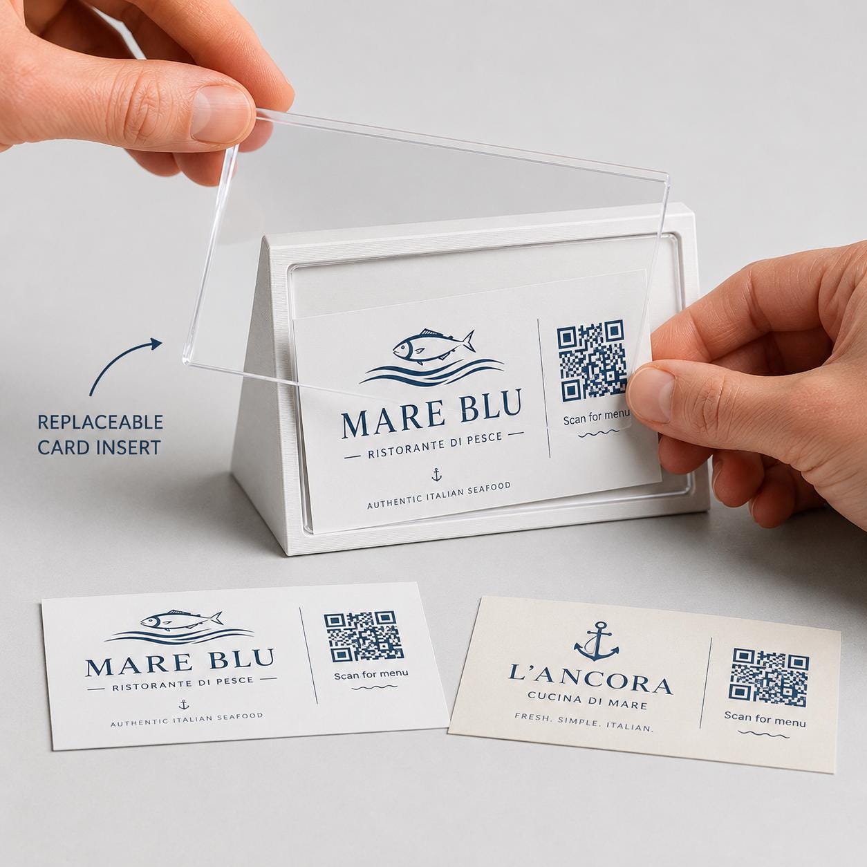 Porta QR Code da Tavolo per Ristoranti | Supporto Biglietto da Visita Personalizzabile | Espositore Menu QR in Stampa 3D con Plexiglass