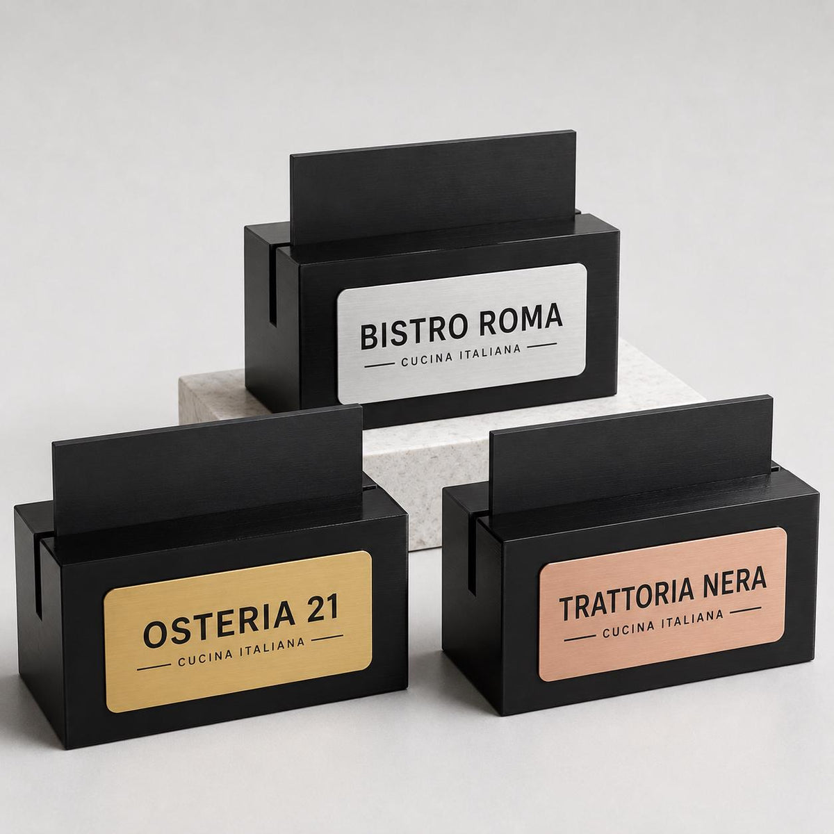 Set 10 pezzi portacarte in acrilico varie misure disponibili nero brillante con fessura per menu