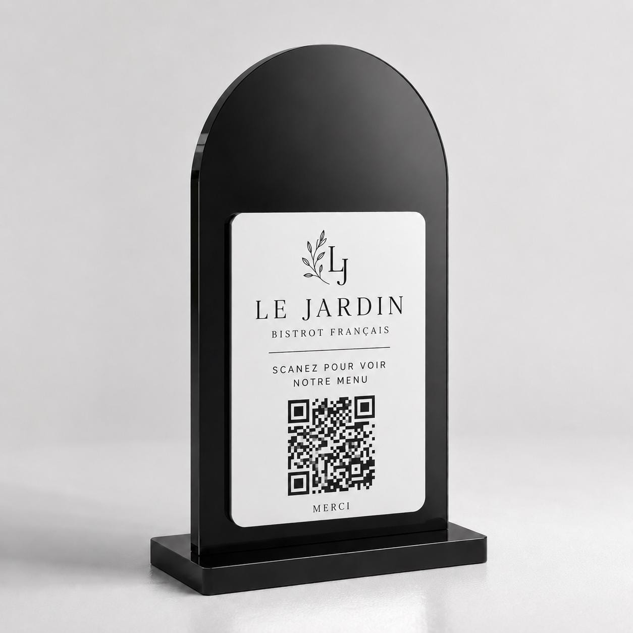 Supporto QR Code da tavolo in plexiglas nero con targhetta ottone o bianco incisa per ristorante bar hotel