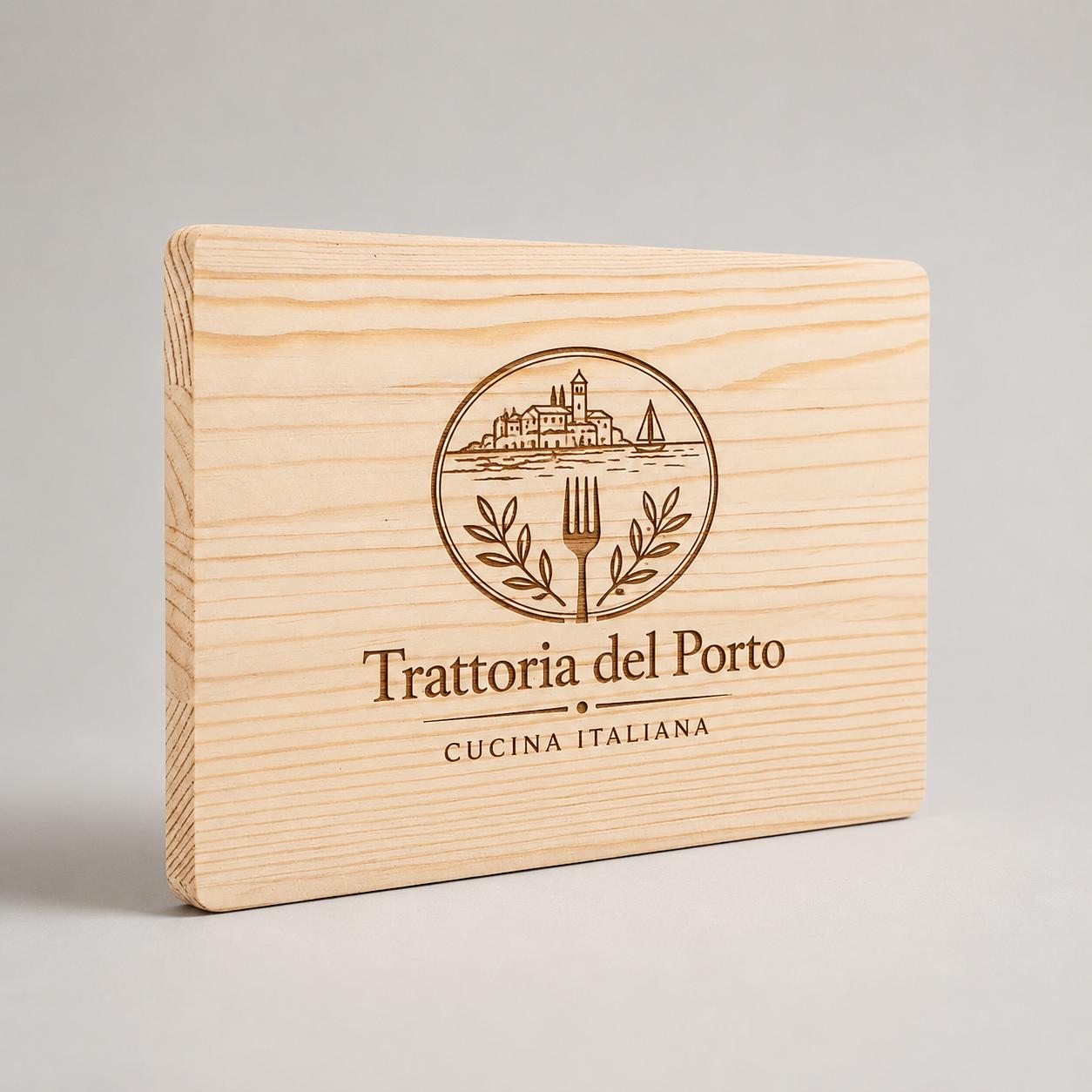 Tagliere in pino 24 × 14 cm personalizzato con logo