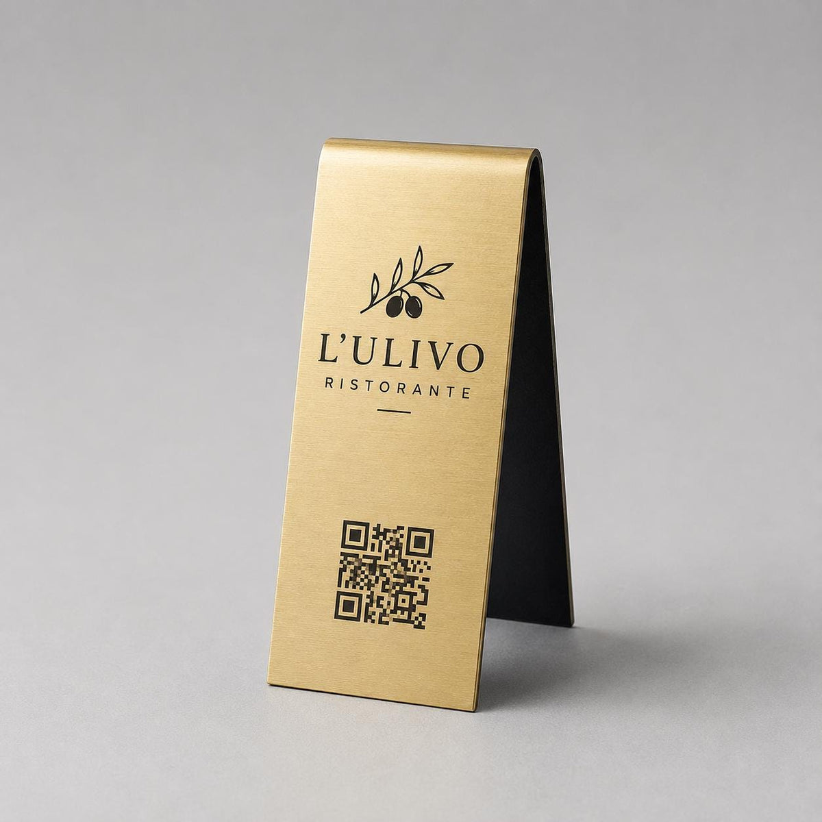 Espositore QR Code piegato da Tavolo Oro Spazzolato Personalizzato, Portamenu a Cavalletto con Logo Inciso Laser, Segnatavolo per Ristorante