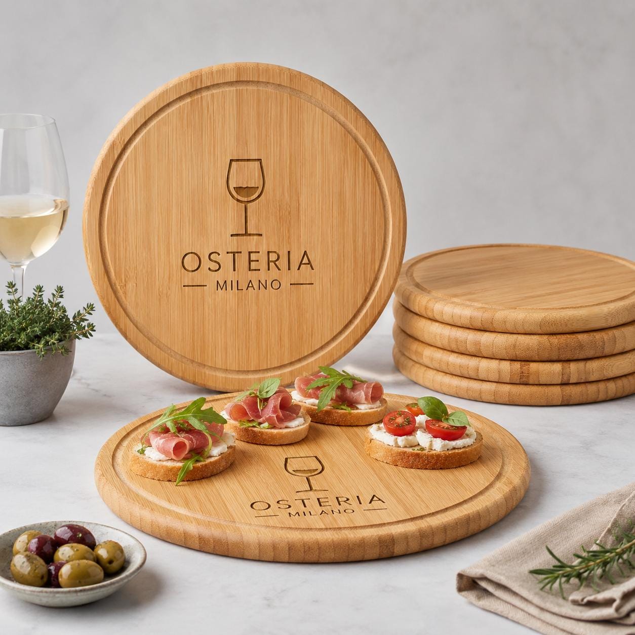 Tagliere rotondo personalizzato per ristorante o bistrot