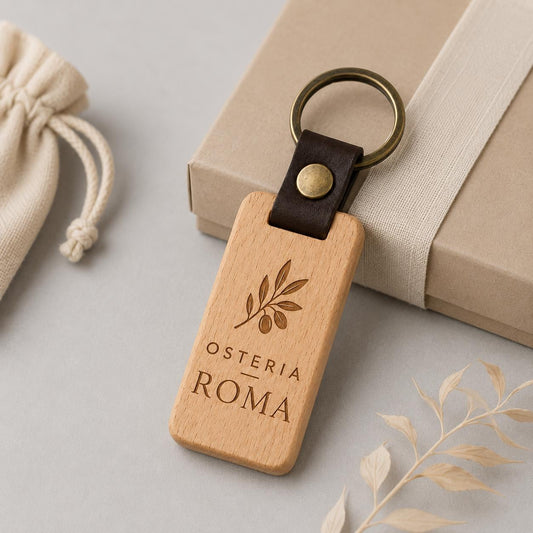 Set 30 Portachiavi in Legno di Faggio e Pelle Personalizzati, Ciondolo Chiavi per B&B Hotel Agriturismo, Portachiavi Incisi a Laser con Logo