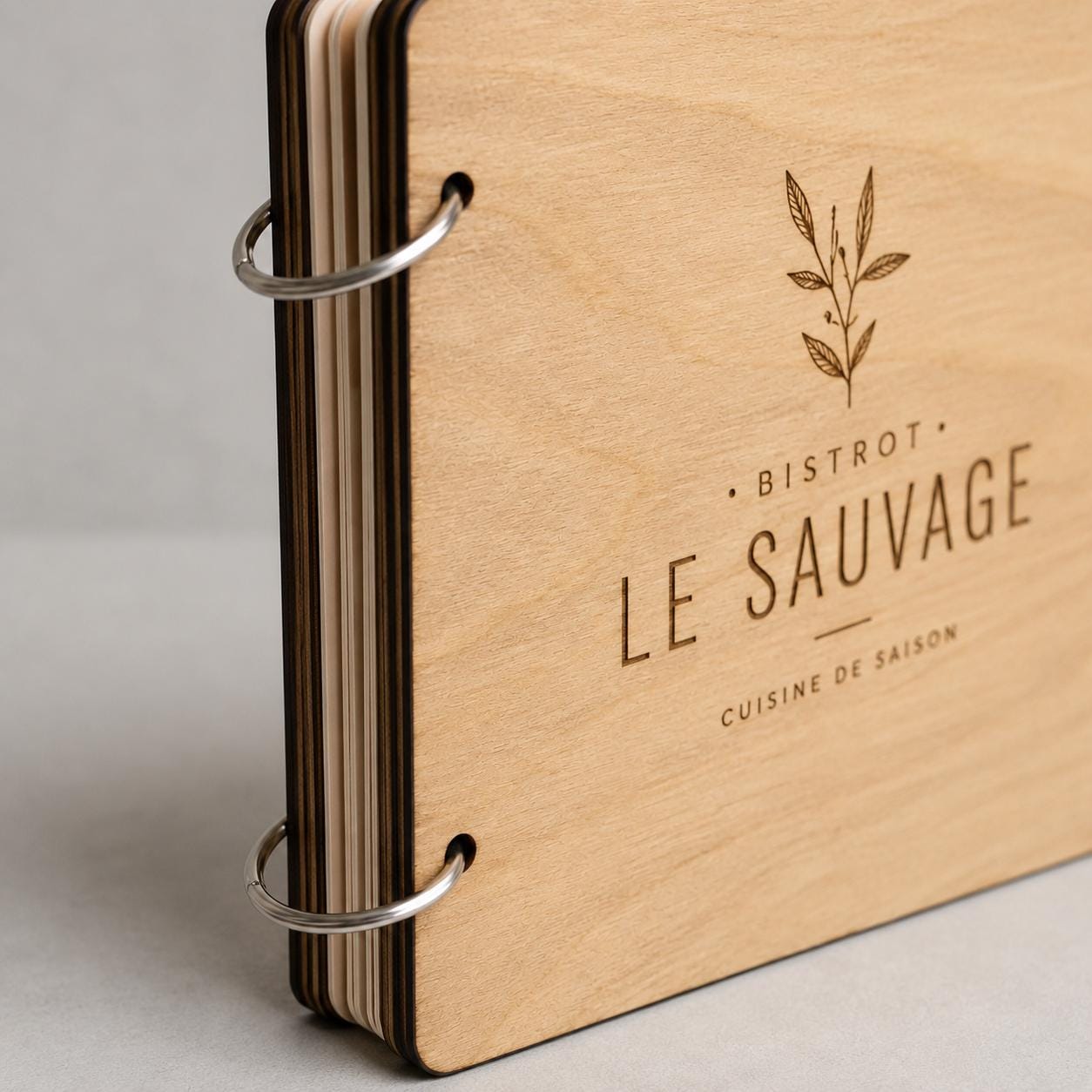 Portamenu in Legno Quadrato 22x22 cm Personalizzato, Cartellina a Libro con Anelli per Ristorante e Bar, Copertina Menu con Incisione