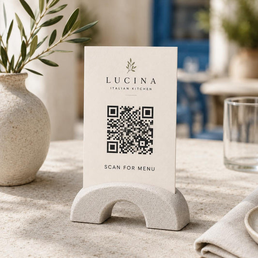 Portamenu da tavolo effetto marmo in stampa 3D – supporto ad arco per menu, QR code e cartoncini