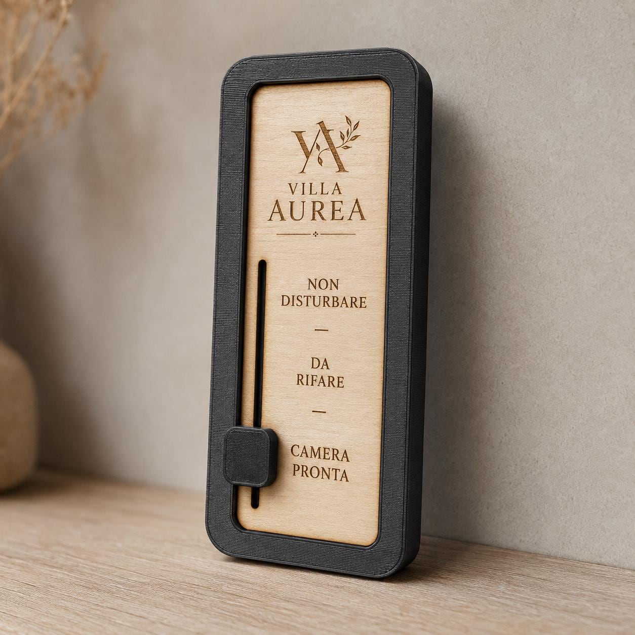 Set da 10 Segnalatori Stato Camera Hotel Personalizzati | Non Disturbare, Da Rifare, Camera Pronta | Legno e Stampa 3D