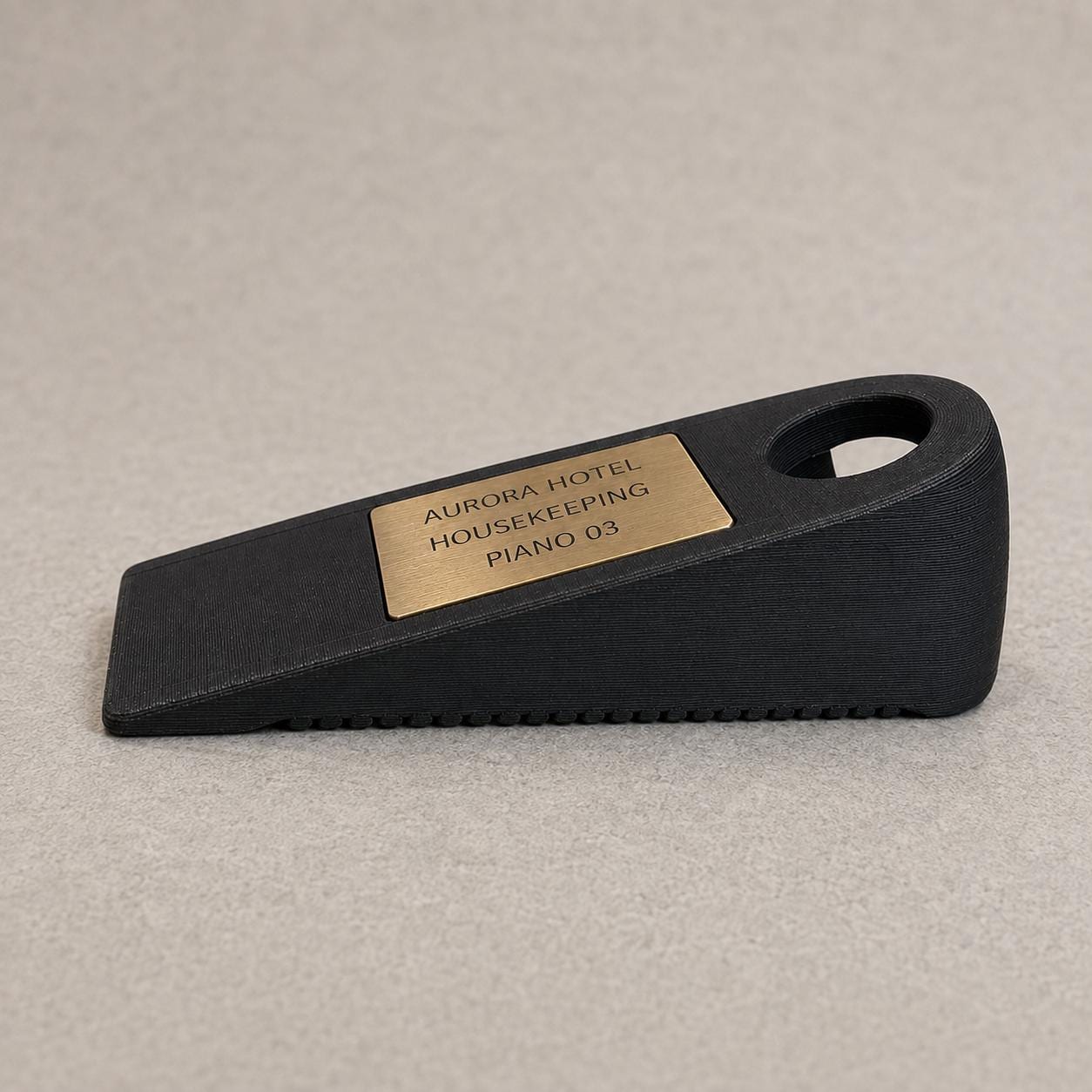 Set da 10 Fermaporta Housekeeping Personalizzati | PLA e Rowmark per Hotel