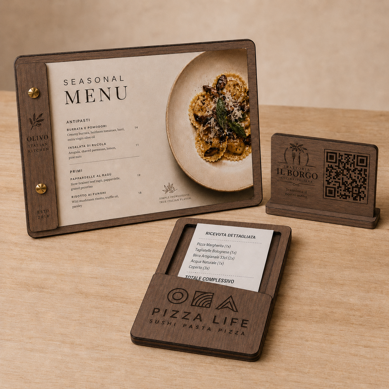 Copertina illustrativa del set ristorante effetto noce con portamenu orizzontale A4 A5, QR Code e portaconto
